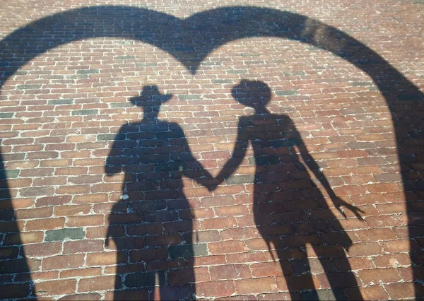 Our shadows are in love